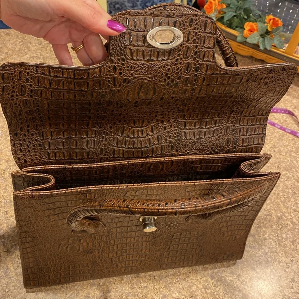 Diva Collection Brown Handbag with Two Handles bag - Picture 11 of 17
